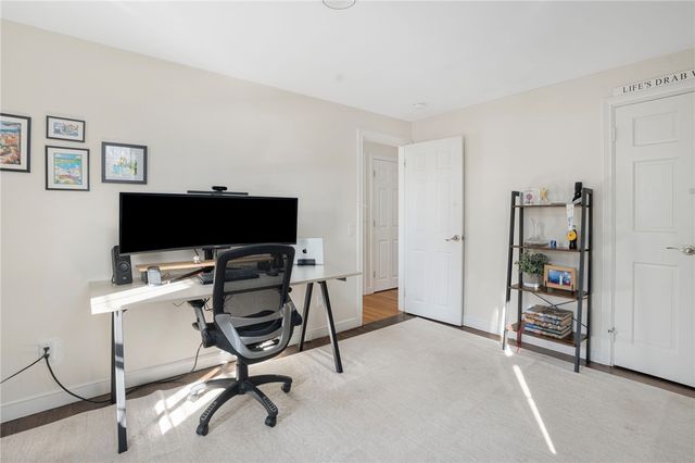 58 Meredith Drive, Cranston, RI 02920