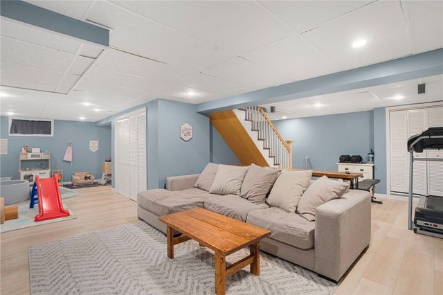 58 Meredith Drive, Cranston, RI 02920