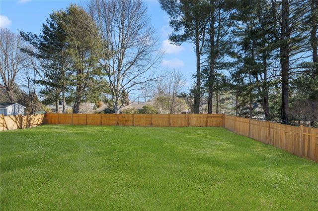 58 Meredith Drive, Cranston, RI 02920