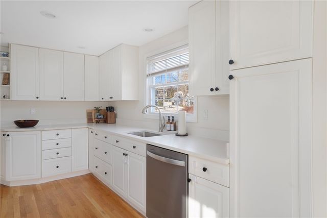 58 Meredith Drive, Cranston, RI 02920