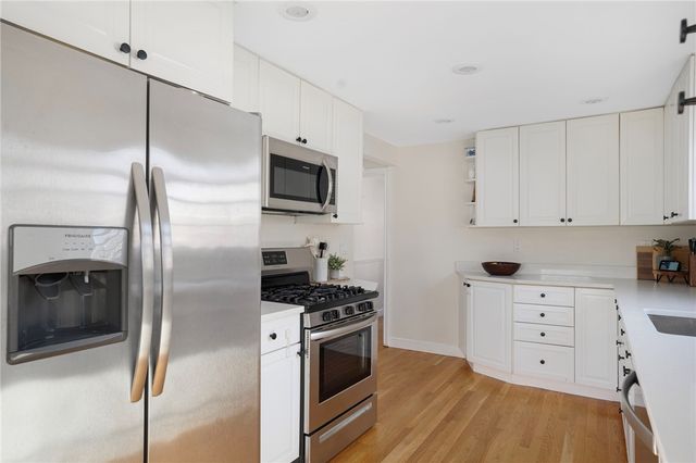 58 Meredith Drive, Cranston, RI 02920