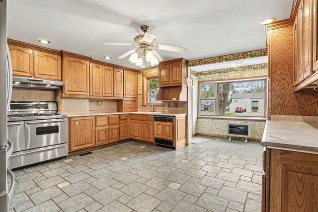 307 Center Street, Dowagiac, MI 49047