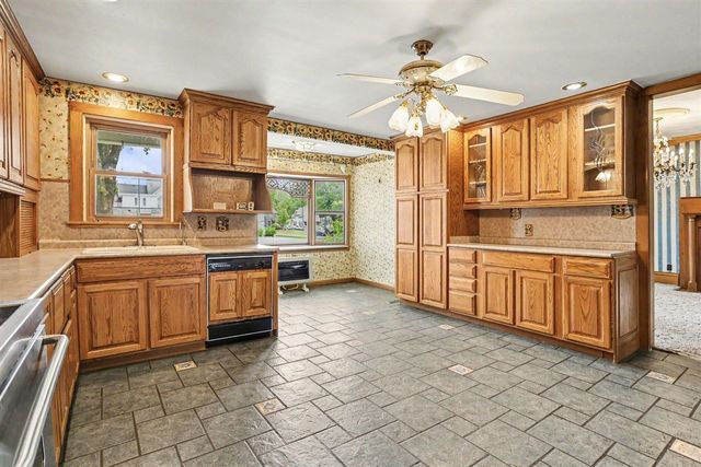 307 Center Street, Dowagiac, MI 49047