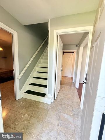 2112 ROSEWOOD CT, Wyomissing, PA 19610
