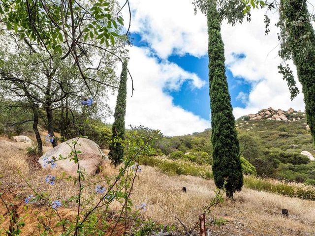 17566 LYONS VALLEY Road, Jamul, CA 91935