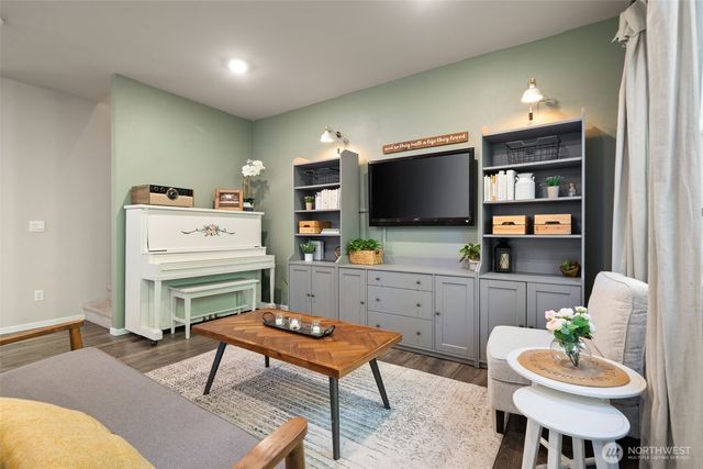 6588 Langley Avenue NE, Bremerton, WA 98311