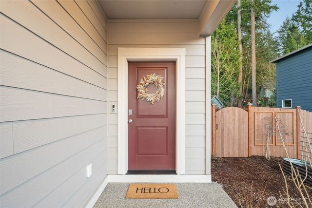 6588 Langley Avenue NE, Bremerton, WA 98311