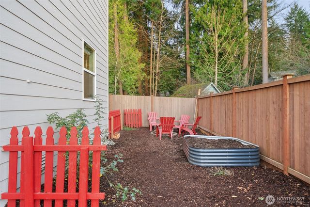 6588 Langley Avenue NE, Bremerton, WA 98311