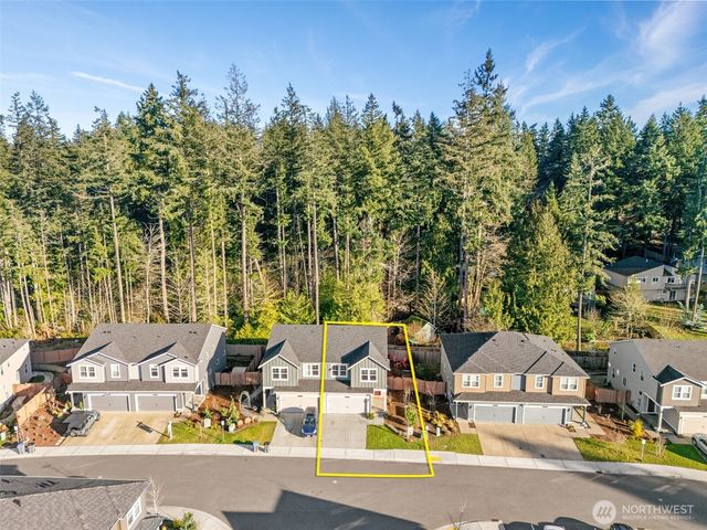 6588 Langley Avenue NE, Bremerton, WA 98311