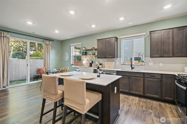 6588 Langley Avenue NE, Bremerton, WA 98311