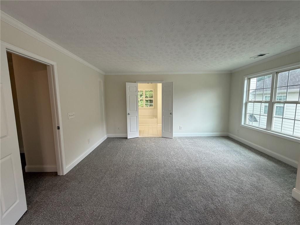 Image 17 of property listing at 2966 Fairton Trail, Lithonia, GA 30038