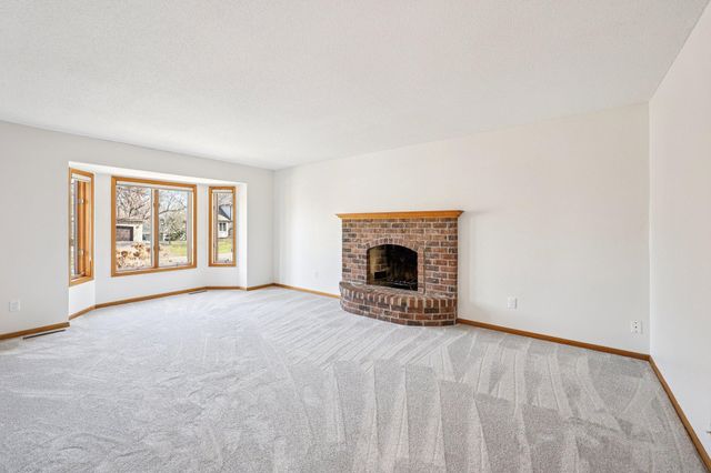 4615 Juneau Lane N, Plymouth, MN 55446