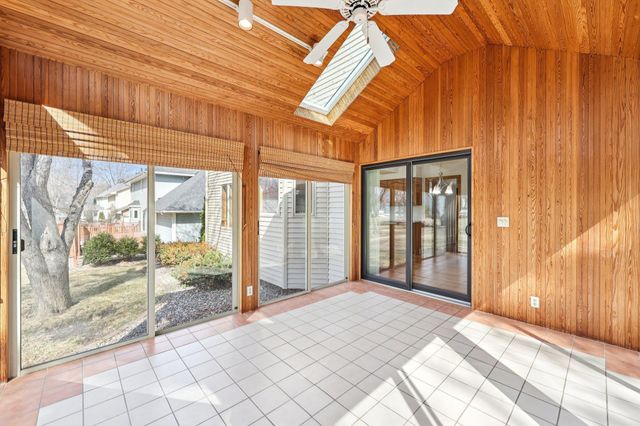 4615 Juneau Lane N, Plymouth, MN 55446