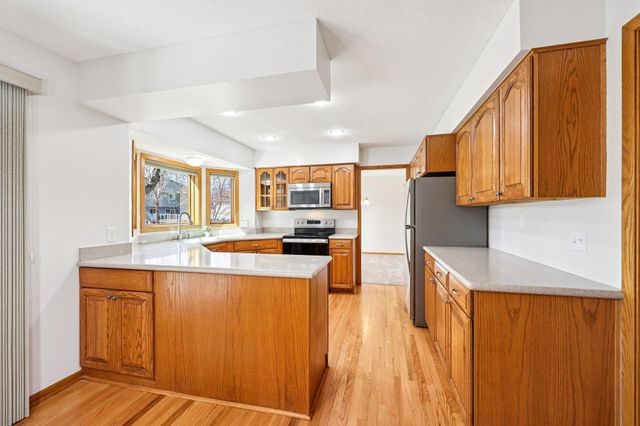 4615 Juneau Lane N, Plymouth, MN 55446