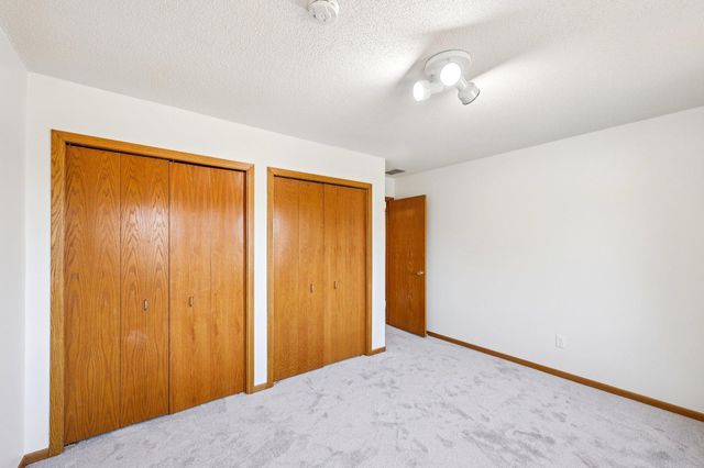 4615 Juneau Lane N, Plymouth, MN 55446