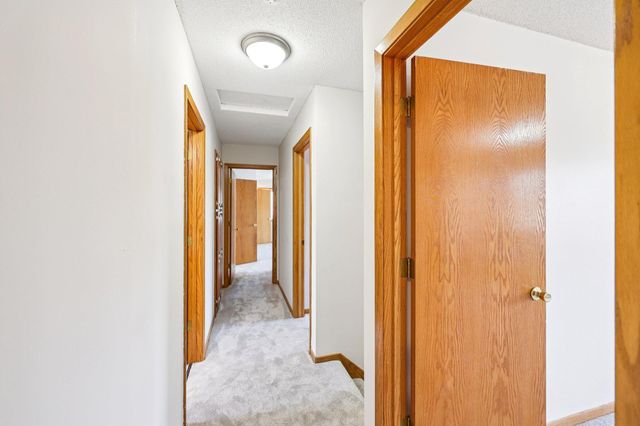 4615 Juneau Lane N, Plymouth, MN 55446