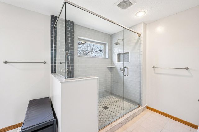 4615 Juneau Lane N, Plymouth, MN 55446