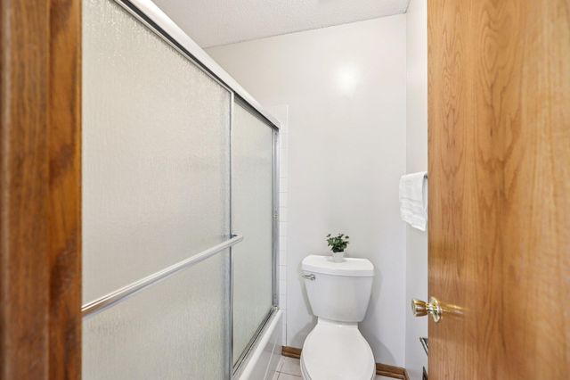 4615 Juneau Lane N, Plymouth, MN 55446