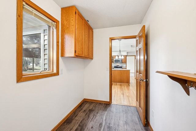 4615 Juneau Lane N, Plymouth, MN 55446