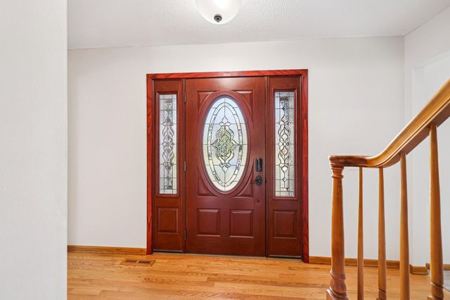 4615 Juneau Lane N, Plymouth, MN 55446