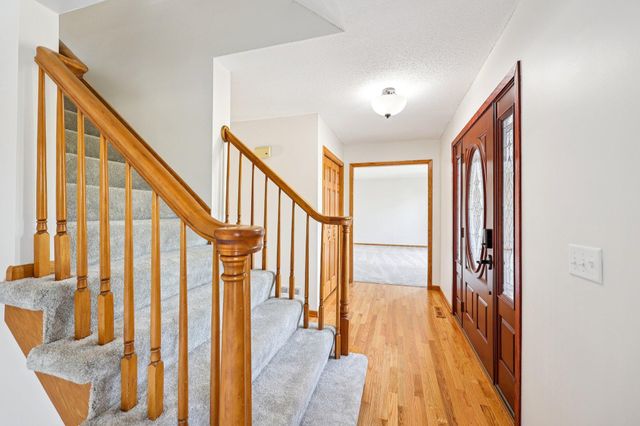 4615 Juneau Lane N, Plymouth, MN 55446