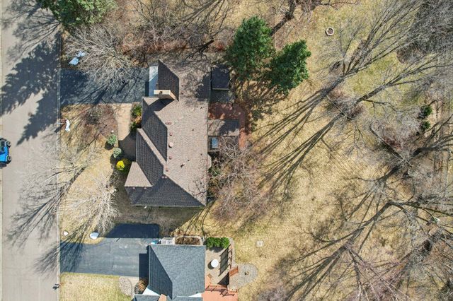 4615 Juneau Lane N, Plymouth, MN 55446