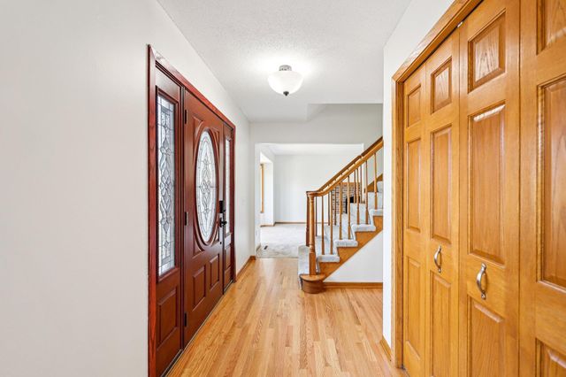 4615 Juneau Lane N, Plymouth, MN 55446