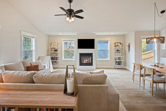 2474 NW Monterey Pines Drive, Bend, OR 97703