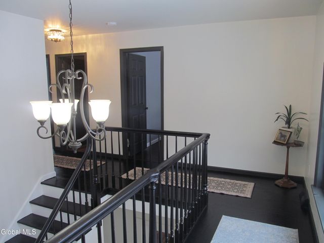 26 Gronczniak Road, Stillwater, NY 12170