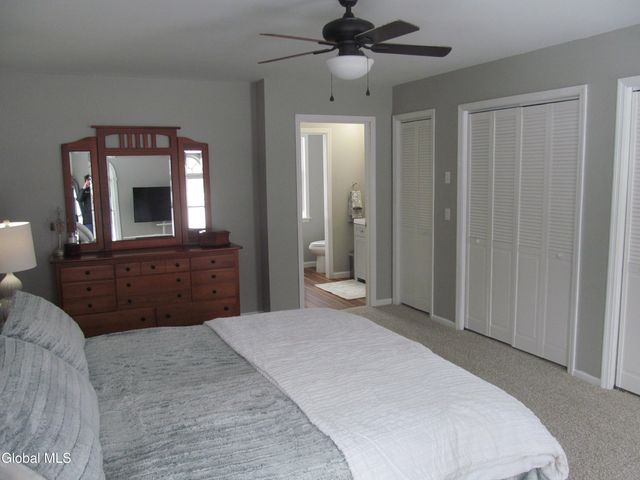 26 Gronczniak Road, Stillwater, NY 12170