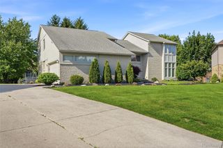 39044 Wilton Court, Farmington Hills, MI 48331