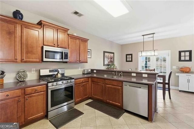 2130 Hamby Cove Drive NW, Acworth, GA 30102