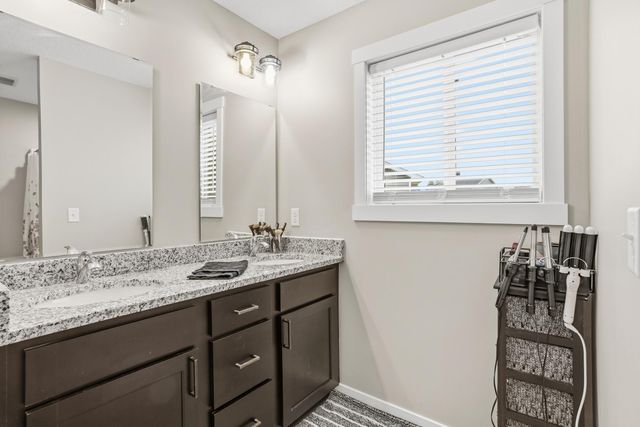 425 Alex Court, Somerset, WI 54025