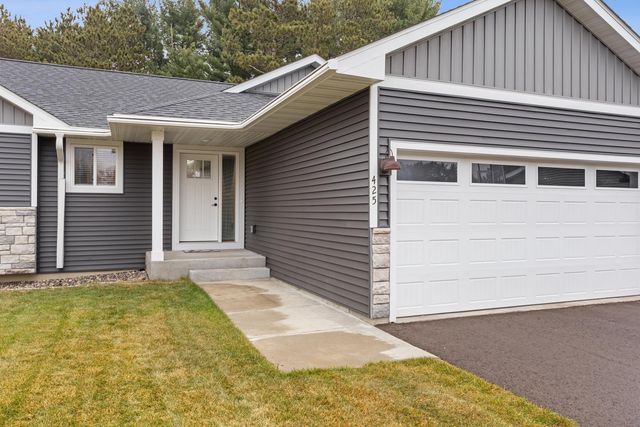 425 Alex Court, Somerset, WI 54025