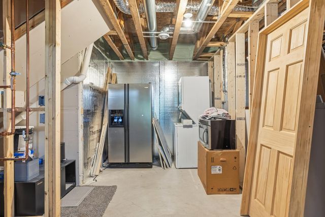 425 Alex Court, Somerset, WI 54025