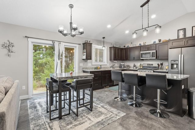 425 Alex Court, Somerset, WI 54025