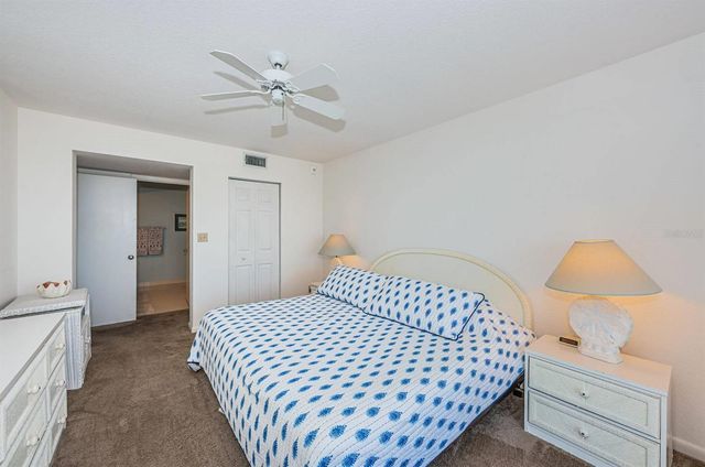 6001 BAHIA DEL MAR CIRCLE 527, St Petersburg, FL 33715