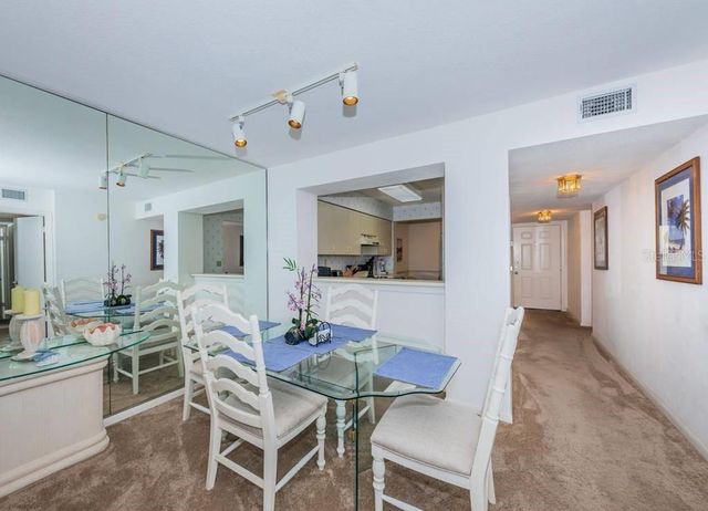 6001 BAHIA DEL MAR CIRCLE 527, St Petersburg, FL 33715