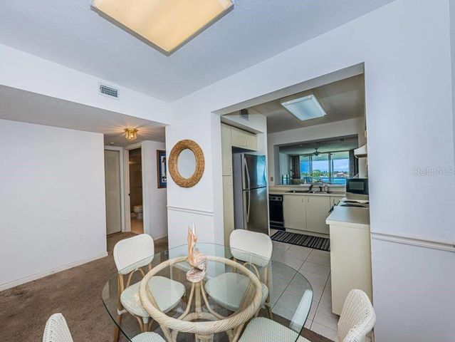 6001 BAHIA DEL MAR CIRCLE 527, St Petersburg, FL 33715