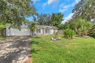 2001 48th ST SW, Naples, FL 34116