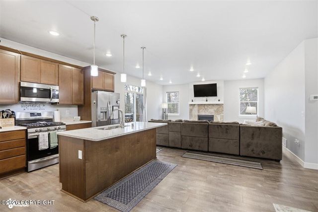 17950 S Birchwood Road, Chugiak, AK 99567