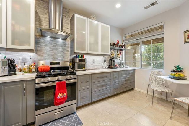 11265 Caminito Aclara, San Diego, CA 92126