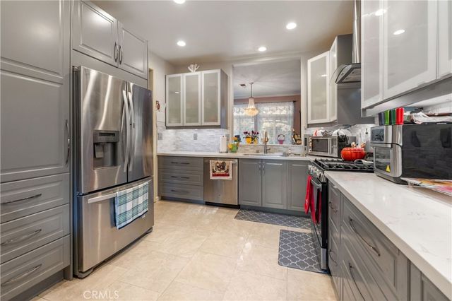 11265 Caminito Aclara, San Diego, CA 92126