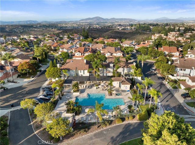 11265 Caminito Aclara, San Diego, CA 92126