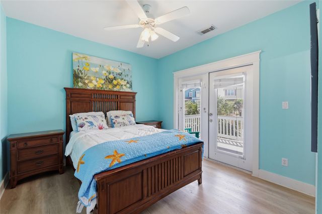 4218 King Rail Circle, Galveston, TX 77554