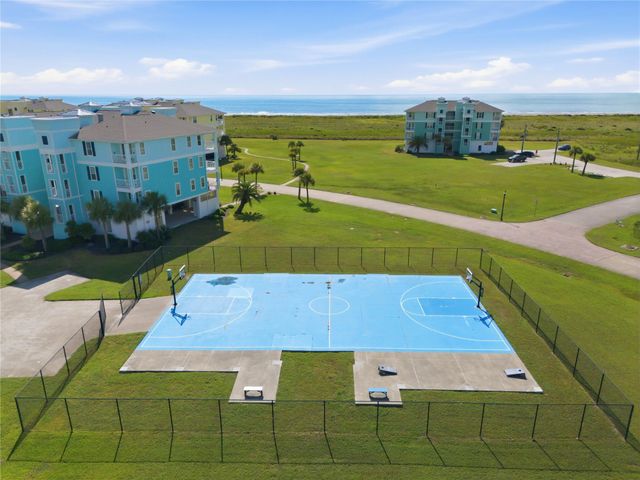 4218 King Rail Circle, Galveston, TX 77554