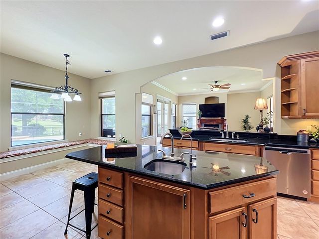 806 JOHNS POINT DRIVE, Winter Garden, FL 34787