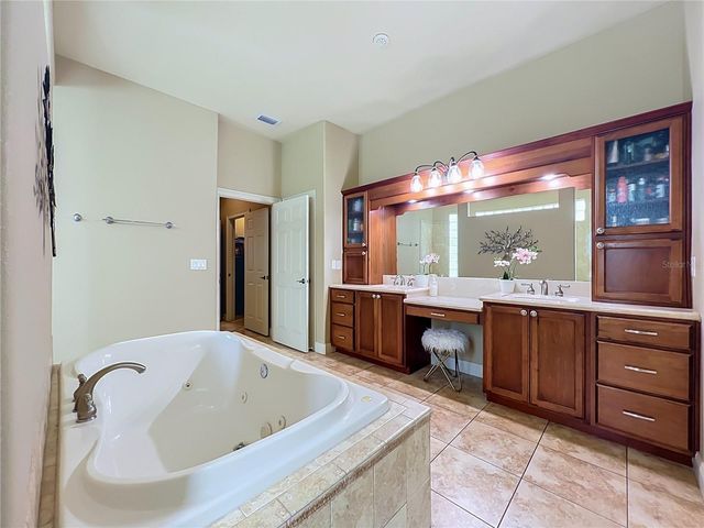 806 JOHNS POINT DRIVE, Winter Garden, FL 34787