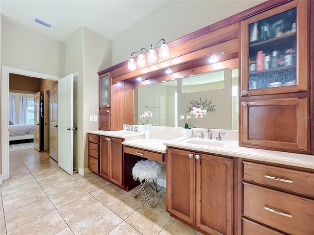 806 JOHNS POINT DRIVE, Winter Garden, FL 34787