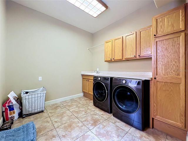 806 JOHNS POINT DRIVE, Winter Garden, FL 34787